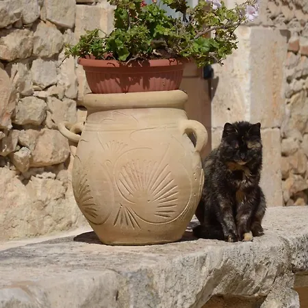 Country house Casina Di Grotta Di Ferro