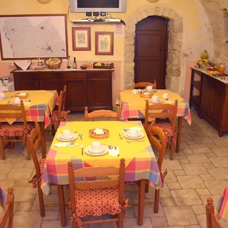 Casina Di Grotta Di Ferro