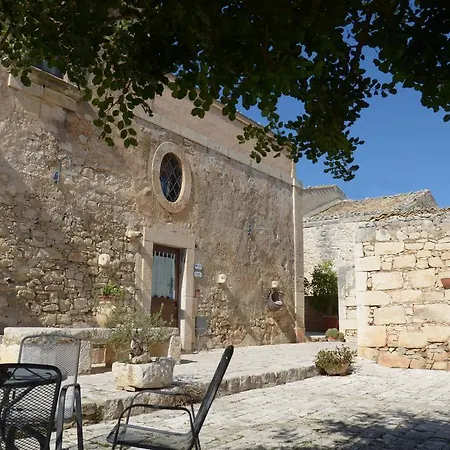 Casina Di Grotta Di Ferro サンタ・クローチェ・カメリーナ