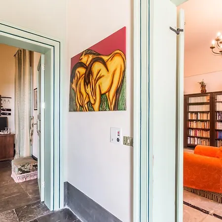 Casina Di Grotta Di Ferro Country house