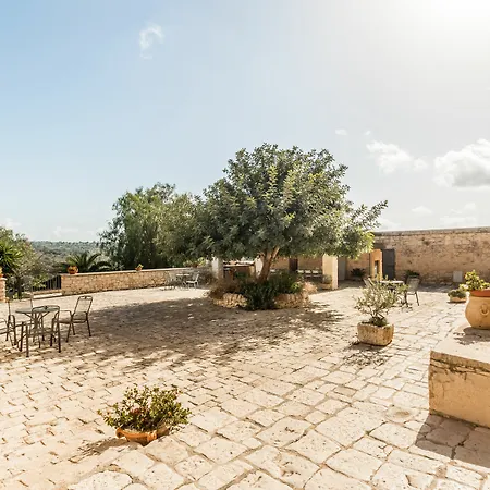 Casina Di Grotta Di Ferro * Santa Croce Camerina
